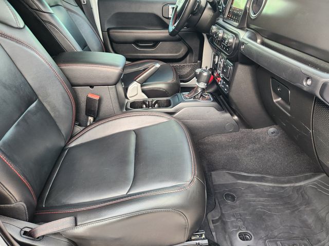 2022 Jeep Gladiator Rubicon Silver at Texan Dodge Chrysler Jeep Ram