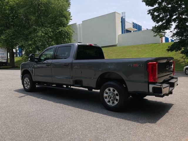 2023 Ford F-350 Super Duty XLT