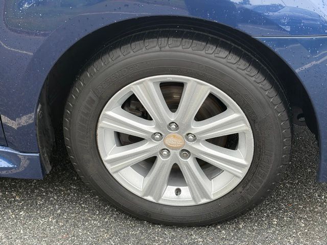 used 2011 Subaru Legacy car, priced at $9,999