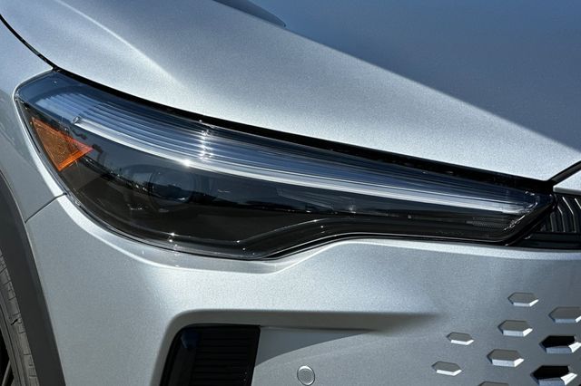 New 2026 Silver Toyota Hybrid XSE image 31