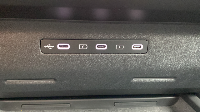 New 2027 Brown Kia X-Line EX image 37