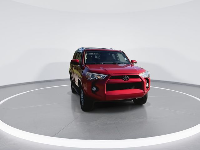 Used 2018 Red Toyota SR5 image 2