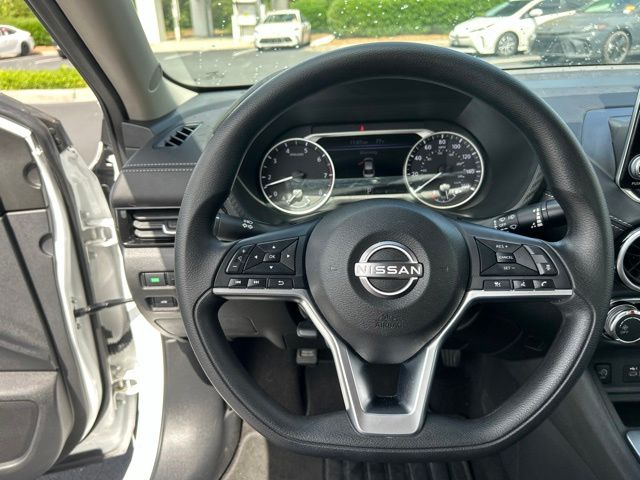 Used 2025 Nissan Sentra Sedan