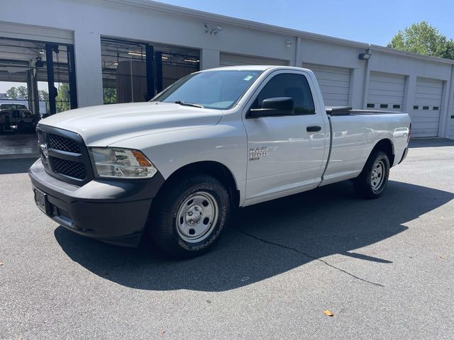 Bright White Clearcoat 2019 RAM 1500 Pickup Truck 4X2 8-Speed Automatic