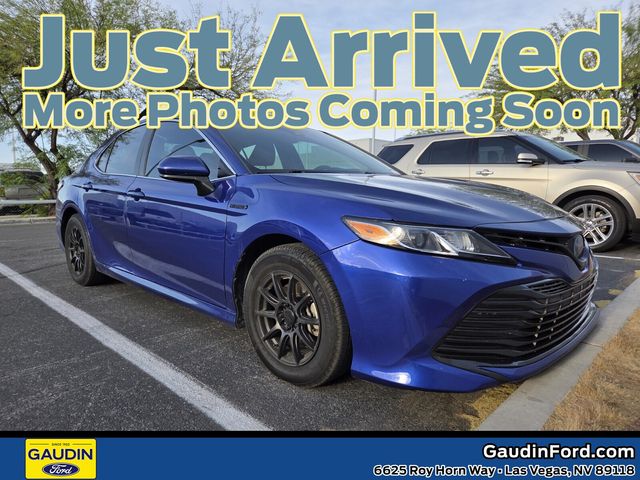 2018 Toyota Camry Hybrid LE