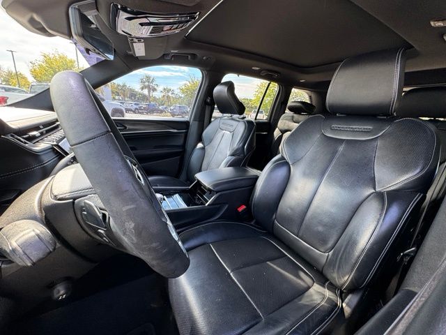 Used 2022 Jeep Grand Cherokee SUV