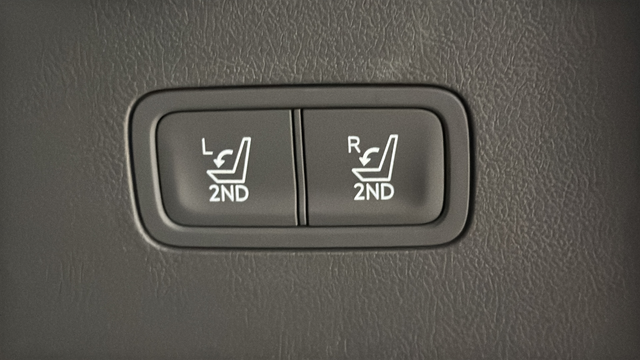 Used 2026 Atlantis Blue Hyundai Limited image 34
