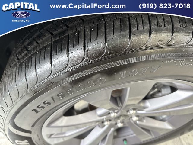Used 2023 Silver Ford XLT image 14