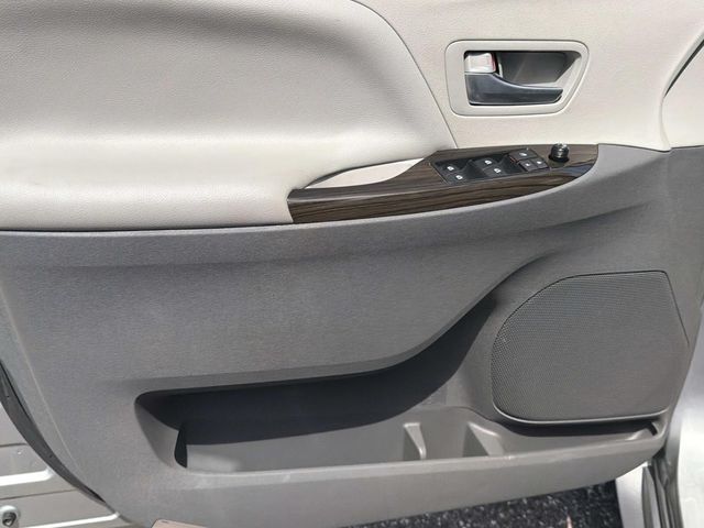 Used 2017 Toyota Sienna Van