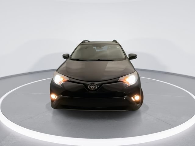 Used 2018 Black Toyota Adventure image 9