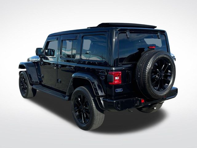 2021 Jeep Wrangler Unlimited Sahara High Altitude 3