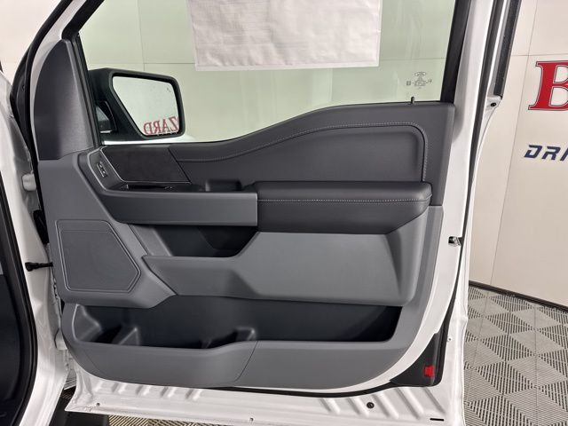 2025 Oxford White Ford F-150 XLT 4X4 Truck