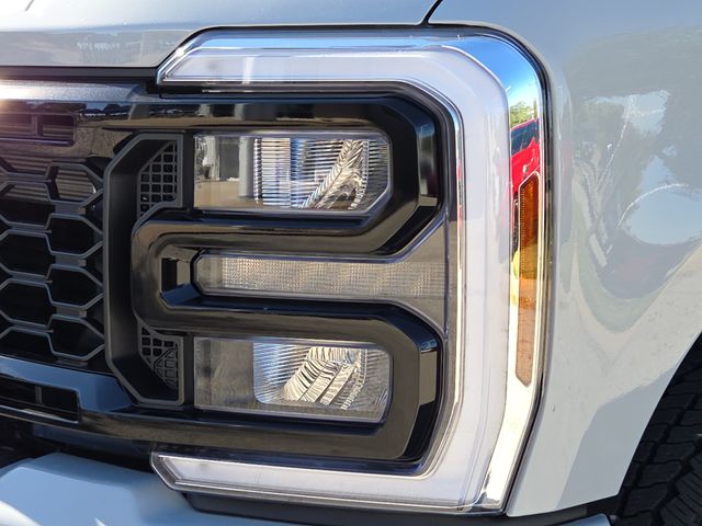 New 2026 White Ford XLT image 4