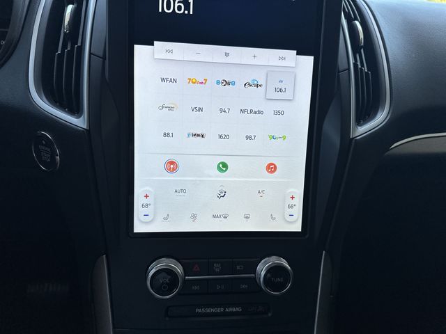 Used 2022 Gray Ford SEL image 19
