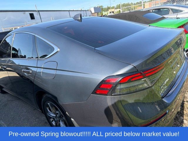 Used 2024 Gray Honda EX image 5