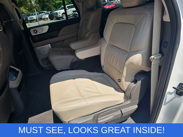 Used 2022 White Lincoln Reserve image 14
