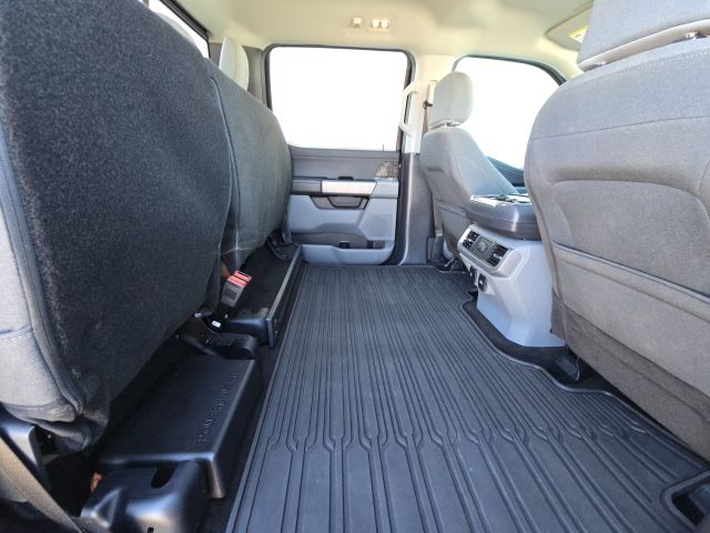 2022 Ford F-150 XLT:B02004