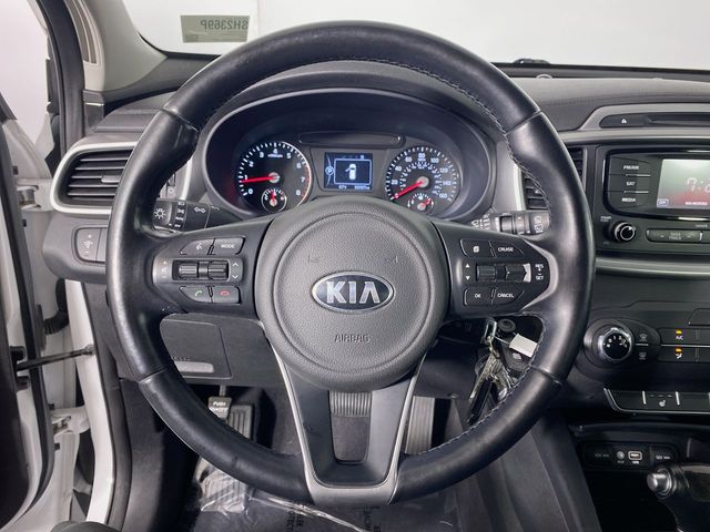 2016 Kia Sorento LX 11