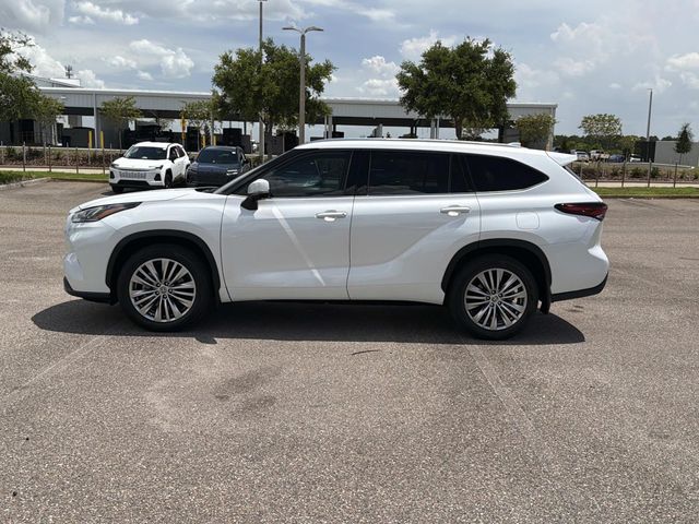 Used 2024 Toyota Highlander SUV