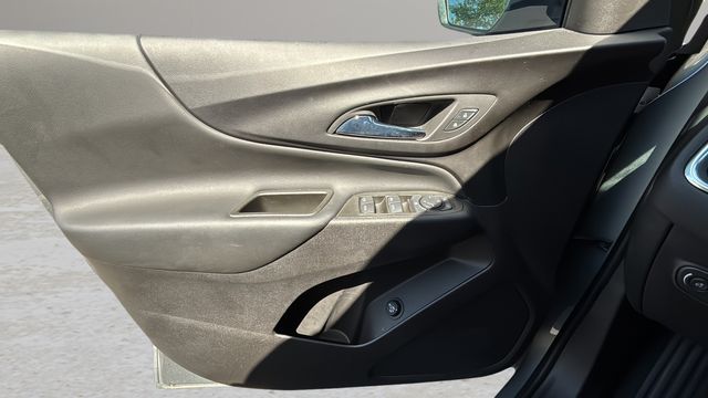 Used 2024 Gray Chevrolet LT image 18