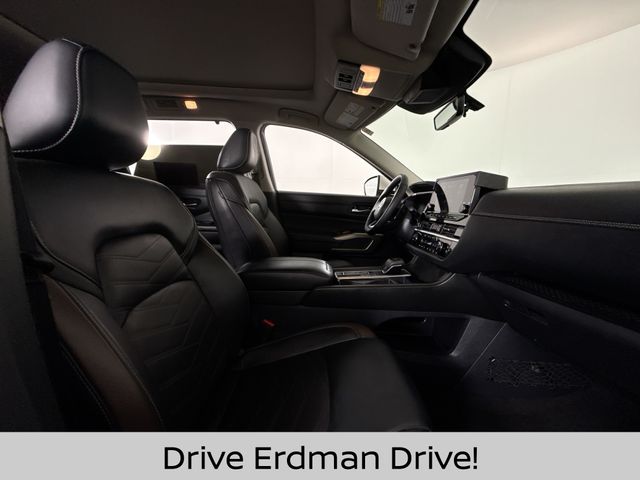 Used 2024 Nissan Pathfinder SUV