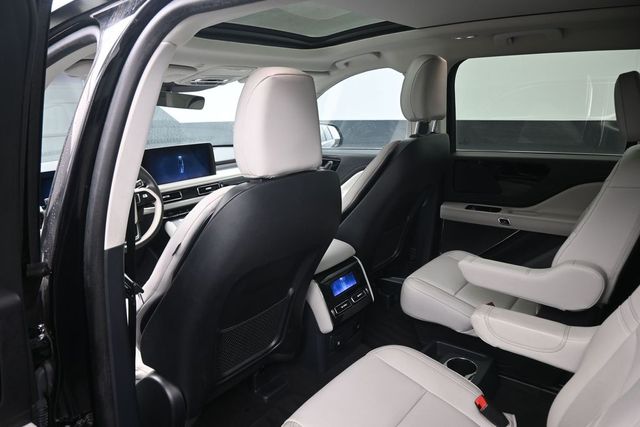 Used 2025 Lincoln Aviator SUV