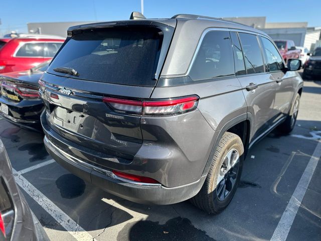 used 2022 Jeep Grand Cherokee car, priced at $27,988