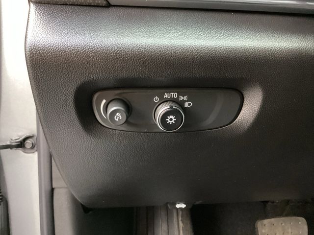 Used Car 2023 Chevrolet Traverse  Premier For Sale Under $35,000 In San Antonio, Texas