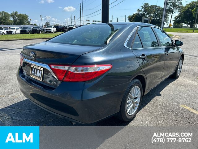Used 2017 Gray Toyota LE image 5