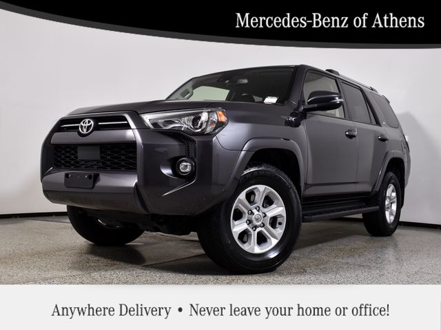 Magnetic Gray Metallic 2022 Toyota 4Runner SUV / Crossover Four-Wheel Drive 5-Speed Automatic