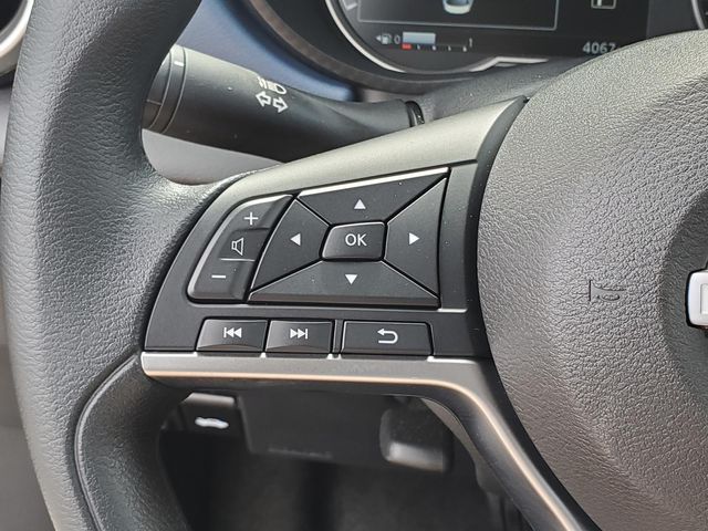 Used 2025 Nissan Versa Sedan