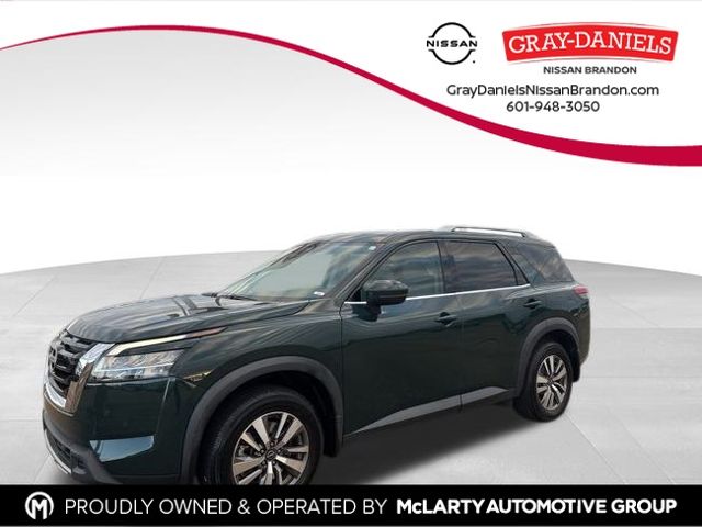 2023 Nissan Pathfinder SL's photo