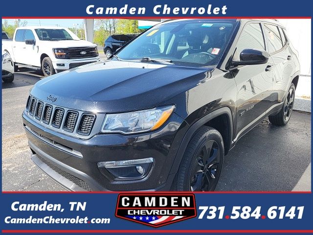 Diamond Black Crystal Pearlcoat 2019 Jeep Compass Altitude 4WD SUV / Crossover Four-Wheel Drive 9-Speed Automatic