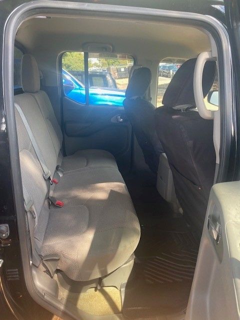 Used 2016 Black Nissan SV image 9
