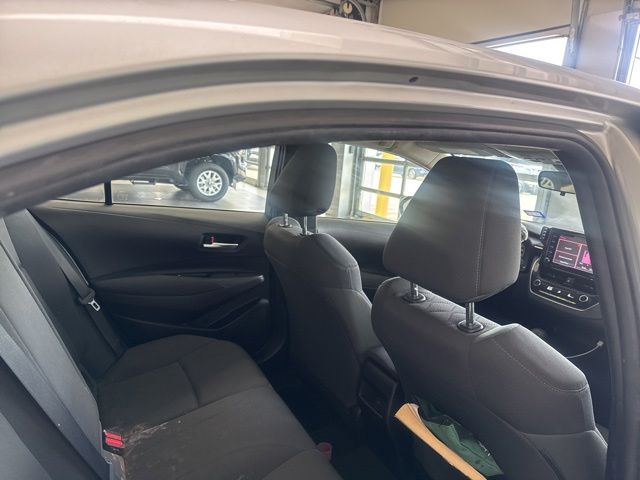 2021 Toyota Corolla LE Silver at Community Toyota