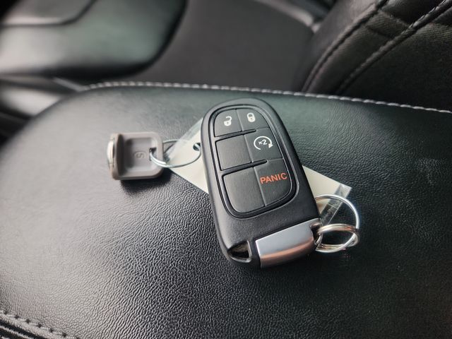 Used 2020 Jeep Cherokee For Sale in Grove City, OH