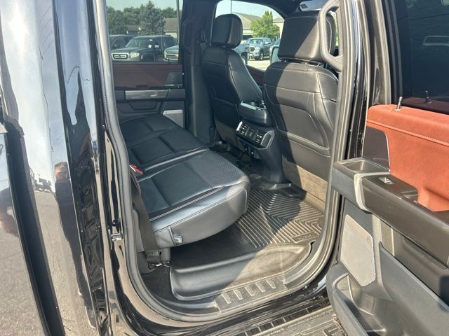 Used 2022  Ford XL image 6