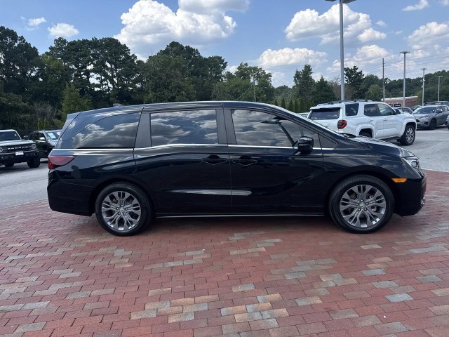 Used 2025 Honda Odyssey Van