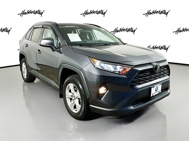 2020 Toyota RAV4 XLE 31