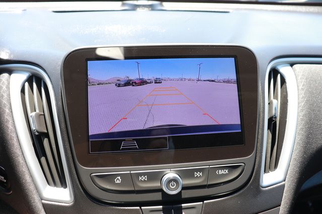 2024 Chevrolet Malibu LT photo
