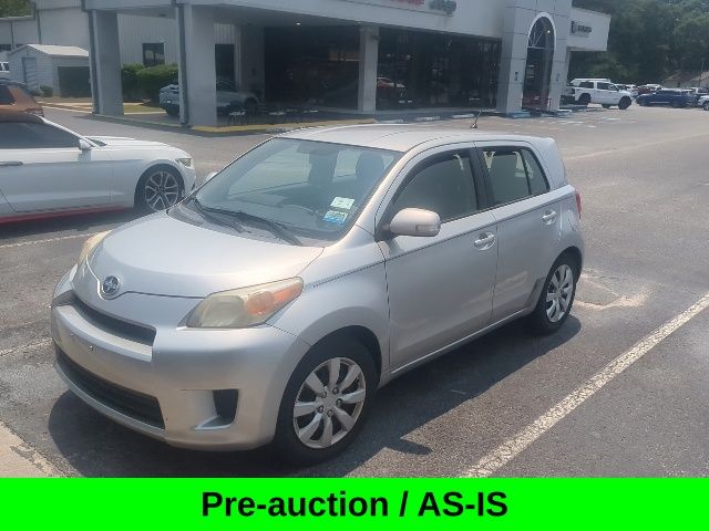 Classic Silver Metallic 2012 Scion xD Hatchback Front-Wheel Drive 4-Speed Automatic Overdrive