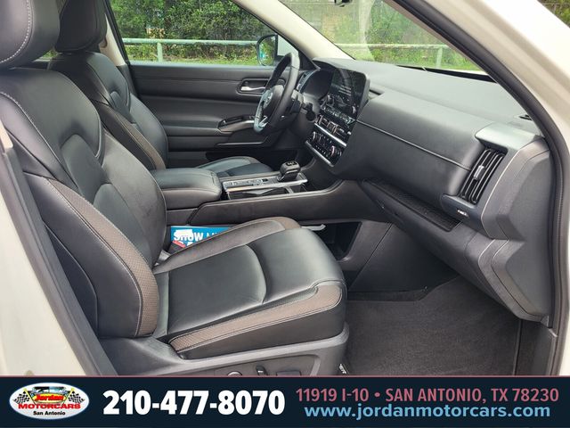 Used Car 2023 Nissan Pathfinder  Sl For Sale Under $35,000 In San Antonio, Texas