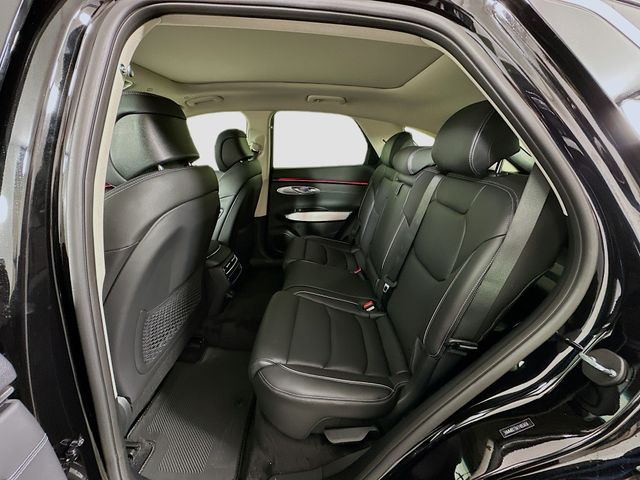 Thumbnail: 2026 Genesis GV70 - 17