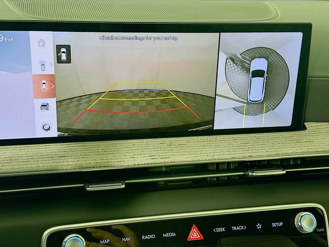 Thumbnail: 2026 Genesis GV80 - 13