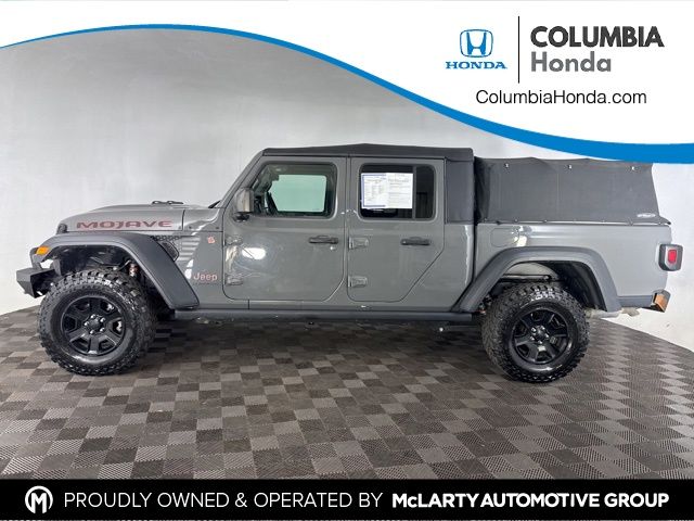 Sting-Gray Clearcoat 2020 Jeep Gladiator Mojave Crew Cab 4WD Pickup Truck Four-Wheel Drive 8-Speed Automatic