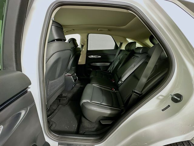 Thumbnail: 2025 Genesis GV70 - 26