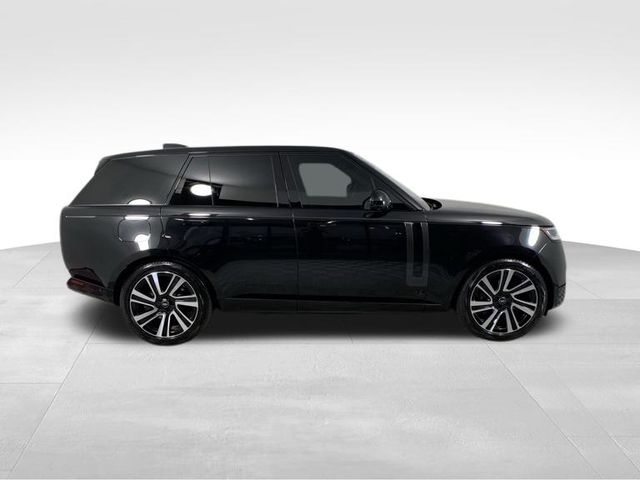 2023 Land Rover Range Rover SE 8