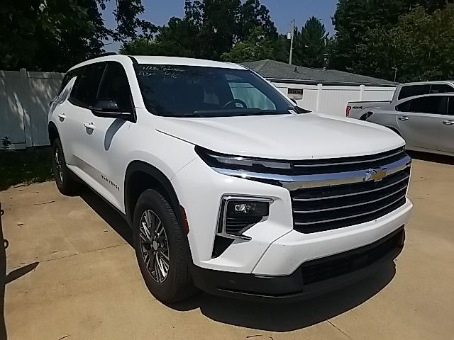 Used 2025 Chevrolet Traverse SUV
