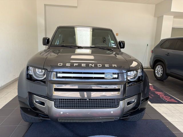 2023 Land Rover Defender 110 S - 2