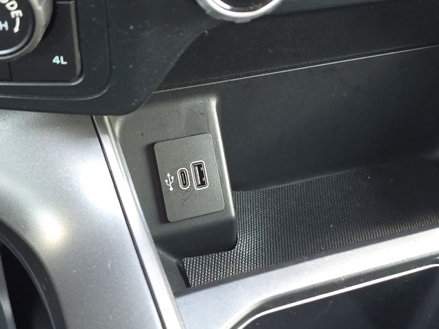 2025 Ford F-150 Tremor:B02534